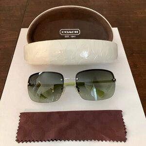 Coach Rimless GREEN Sunglasses With Case and Cloth S1014